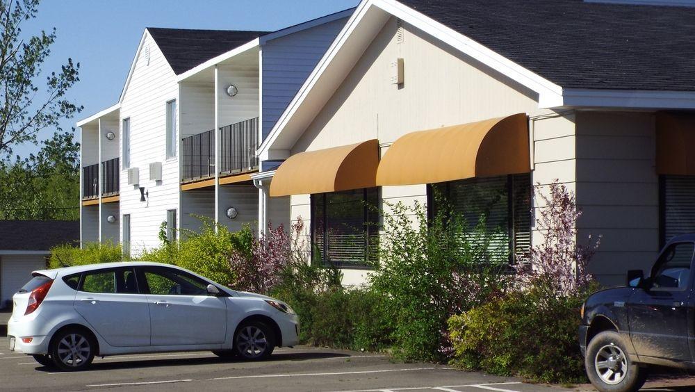 Four Seas Beach Motel Shediac Exterior photo